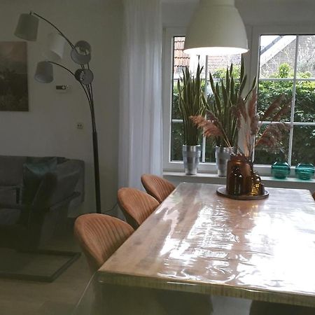 Groot Familiehuis Voor 6 Personen In Landelijke, Rustige Omgeving Villa Breezand Eksteriør billede
