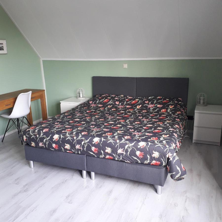 Groot Familiehuis Voor 6 Personen In Landelijke, Rustige Omgeving Villa Breezand Eksteriør billede