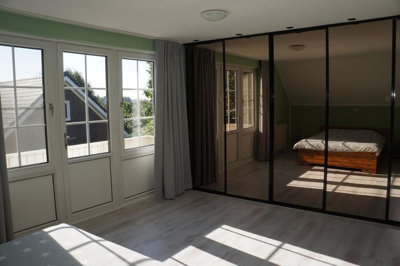 Groot Familiehuis Voor 6 Personen In Landelijke, Rustige Omgeving Villa Breezand Eksteriør billede